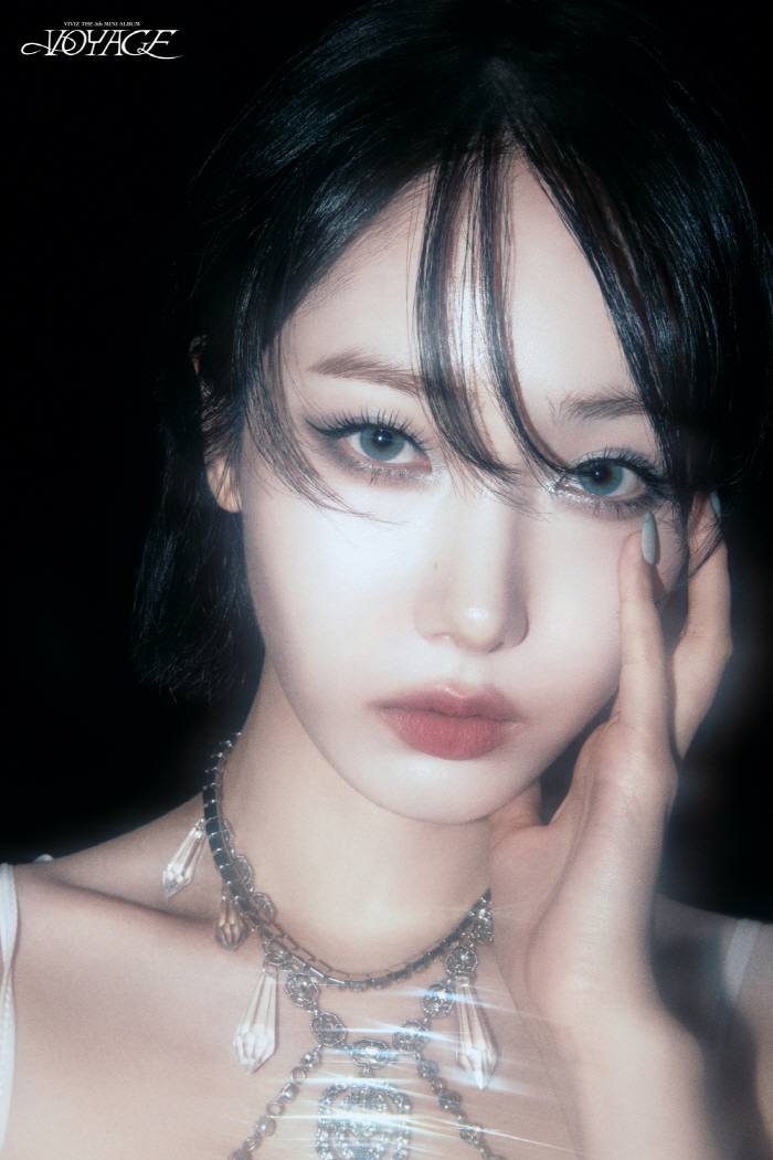  Bibi, 'Voyage' Concept Photo Revealed Mysterious Goddess Advent