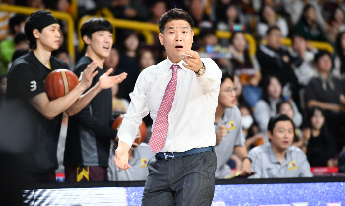  LG manager Cho Sang-hyun 'Yang Jun-seok got better.' If you meet good defenders such as SK and Oh Jae-hyun, you will get more accurate results'