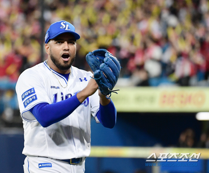 '101→110→107' Reyes was also the Samsung saviorAfter PO, 7 innings of monster throws! 