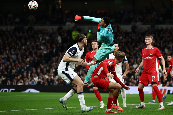 Captain SON can win→ First place in the probability of winning! Son Heung-min is absent  Hishalisson's winning goal' Tottenham won 1-0 against Alkmaar...Europa League 3rd consecutive win