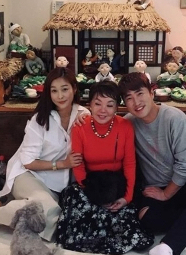 Hyun-young, Yoon Hyun-sook, and the late Kim Soo-mi child 'I can't do anything because I'm so upset.'