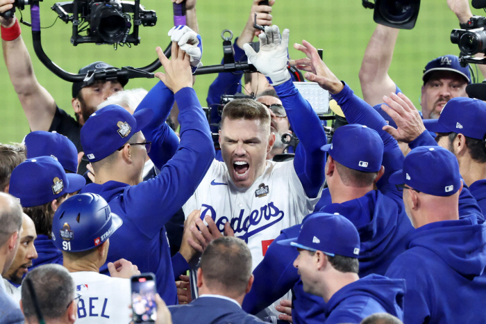 MVP → MVP → MVP '1.7061 trillion trio' That's why it's scary, Ohtani 'Thanks to Freeman's home run, this joy...'