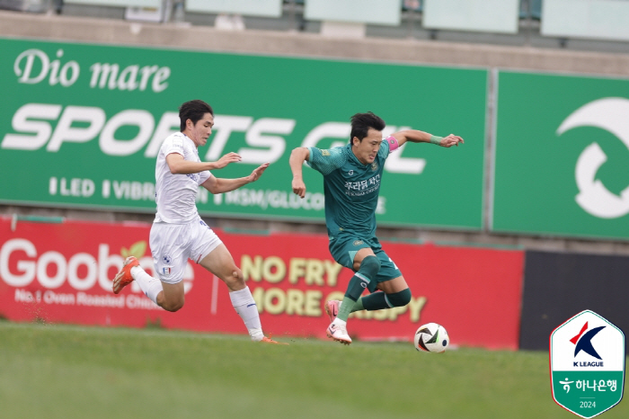 'Ground argument → 90 minutes where no one laughed'Kimpo vs Suwon Samsung 0-0 draw'Seungwon PO still question mark'