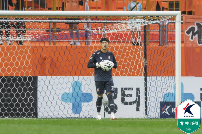 'Wake up Jeonbuk'3rd consecutive shock loss to Jeju 0-1 and '2 point difference' with Incheon, the last place to beat Gwangju'