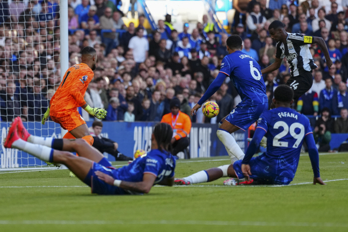 'NEW Drogba-Rampard's great performance!→'Jackson's 6th goal  Palmer's 7th goal exploding' Chelsea win 2-1 against Newcastle...4th place in the league