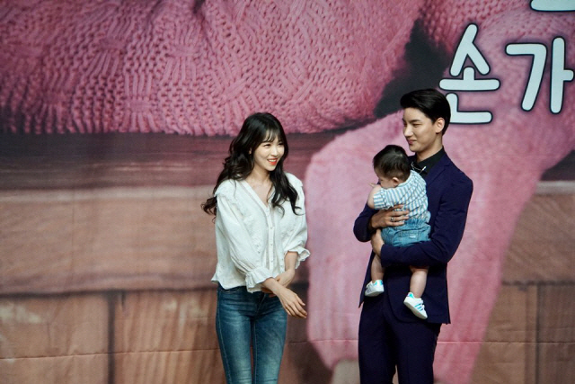 Noh Ji-hoon ♥ Lee Eun-hye adopted a new family 'Let's love each other a lot'