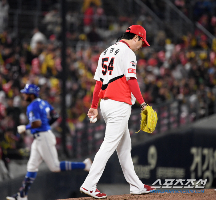 'You're going to re-sign.' 'Big Game Foreigner' Diaz brings down Yang Hyun-jong, two-run shot at consecutive times, PS 5 home runs