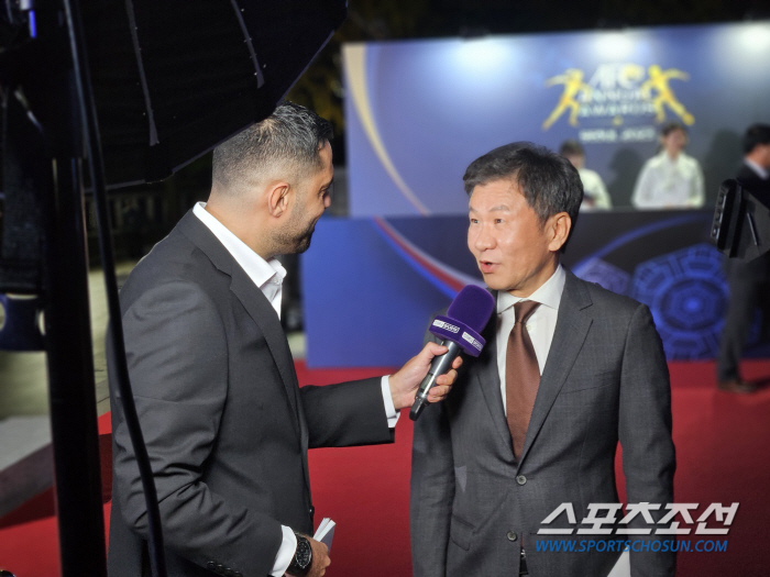 'AFC Awards'President Chung Mong-gyu'Infantino FIFA President's appointment of a coach'Say 'I don't understand'