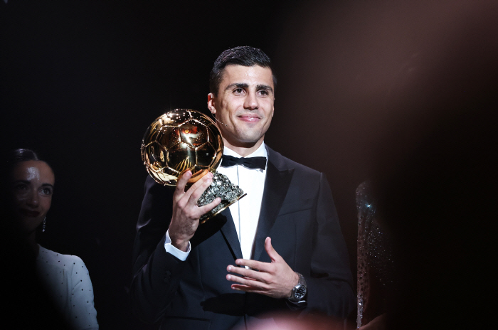 'Ballon d'Or doesn't respect Real Madrid'...' Was it this ugly...Vinicius out → Press play to Rodri award