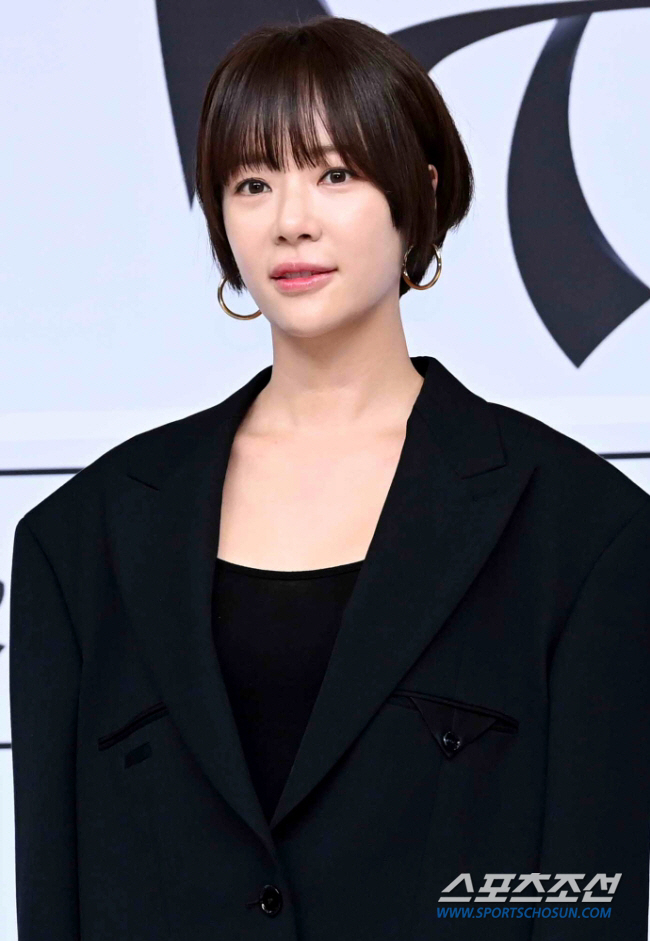 Hwang Jung-eum, Divorce, Divorce, Divorce 'Front Breakthrough ''Advise a lawyer for romantic relationships among songs that never get married again'