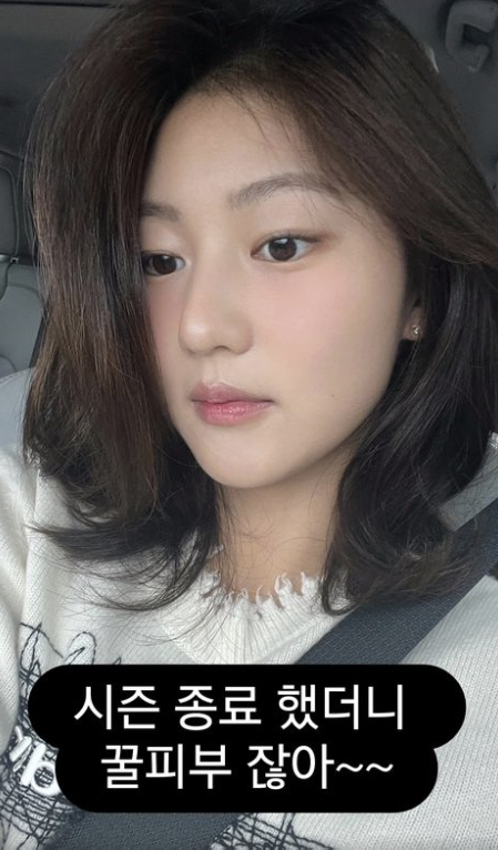 ''Song Jong-guk's daughter' Jia, I can see Suzy on her face..The nose bridge is fantastic, too