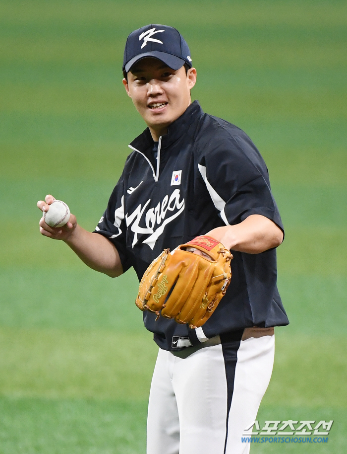 'Can you do that?' Director Ryu Joong-il's phone call, Lim Chan-kyu immediately put on his glove 