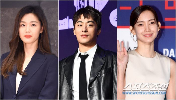  Jeon Ji-hyun X Koo Exchange X Shin Hyun-bin and Kim Shin-rok X Ji Chang-wook..Yeon Sang-ho's new work 'Zombie King'Unveiled 'Collections'