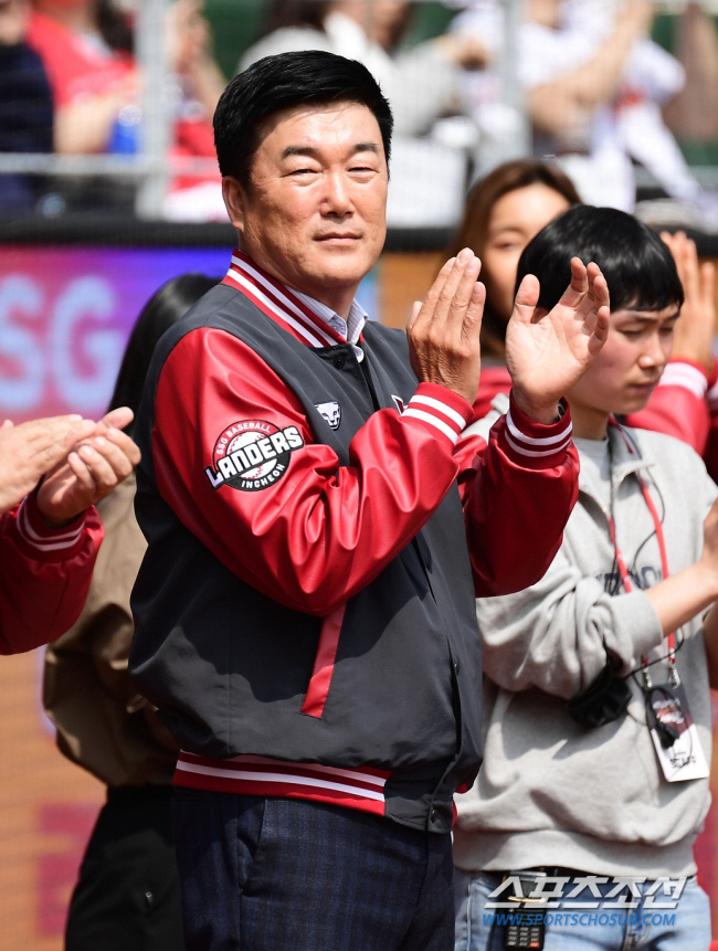  CEO Min Kyung-sam, '20-year relationship'Incheon Baseball Leaving SSG, to Revamp Human Resources