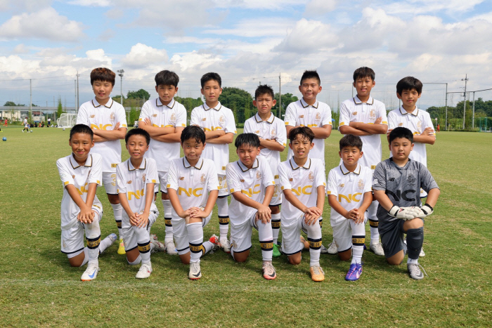 Seoul E-Land conducts an open test to select U-12 players to discover future soccer stars!