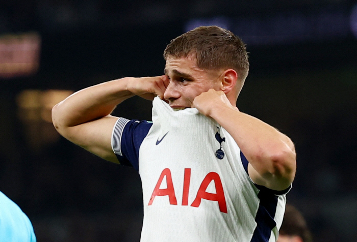 Tottenham is over, big bad news...The core board, pen, hamstring injury, tears, vice-captain Romero feels strange → Centerback duo are on the verge of annihilation