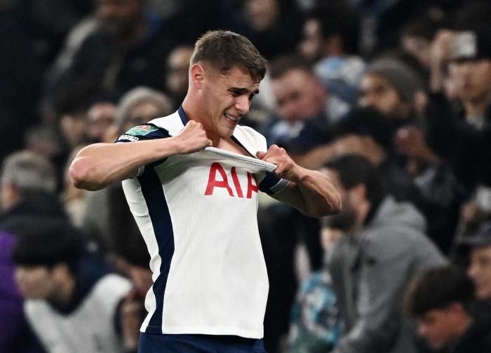 Tottenham is over, big bad news...The core board, pen, hamstring injury, tears, vice-captain Romero feels strange → Centerback duo are on the verge of annihilation