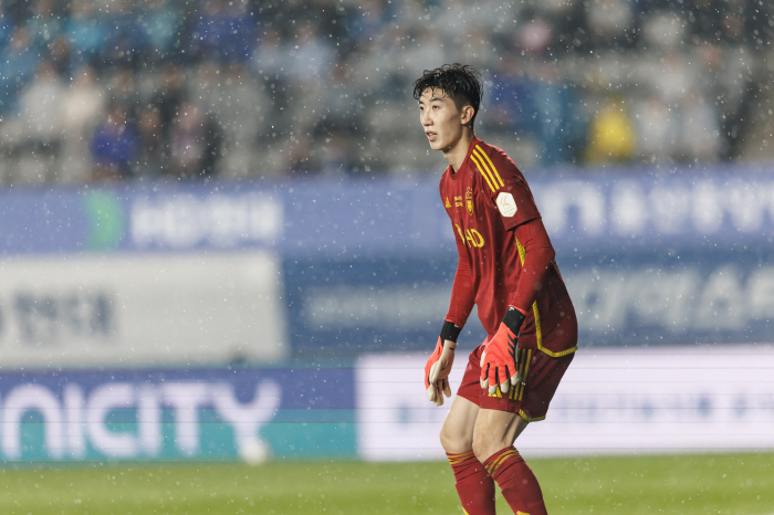 'Ulsan Dynasty Day' Rubik's Son  Ju Min-gyu Goal → Ulsan wins its third consecutive K League victory in Gangwon 2-1 overpowering the team → Early winner confirmed