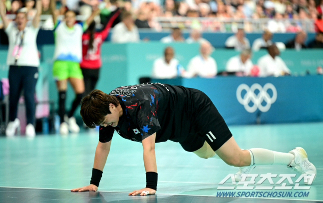 Lee Gye-cheong, head coach of Samcheok City Hall, confirmed the new head coach of the Korean women's handball team 'Preparation for the 亞 Championship'