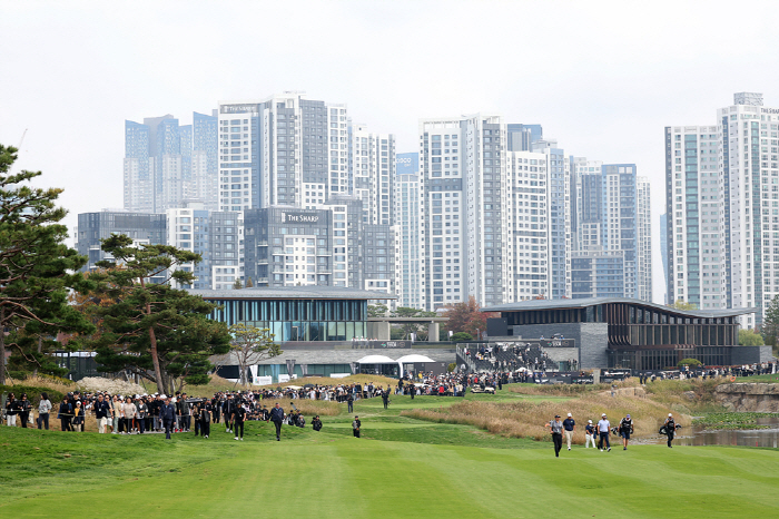 'National treasure' Kim Joo-hyung almost got hurt. Then are you neglecting to manage the golf course? Jack Nicklaus GC Silence Why?