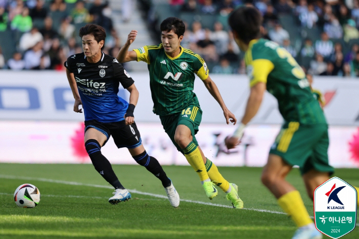 The result of Jeonbuk-Incheon's destruction match is 0-0'The ranking and the point difference remain the same'