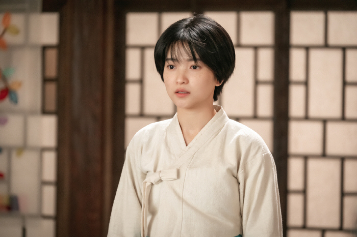 'Kim Tae-ri Inspires Dreams in 'Jungnyeon' A Heartfelt Tale of Passion and Perseverance'