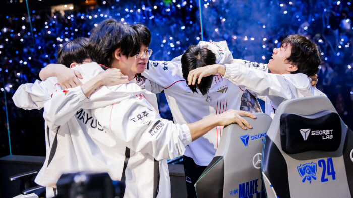 Walls won for the second year in a row, and at the center of history is 'Faker'