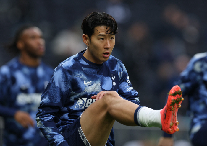 'I even cursed' Captain SON is also embarrassed  dissatisfied! Son Heung-min changes after helping No. 3 → Anger explodes...Tottenham win 4-1 against Villa