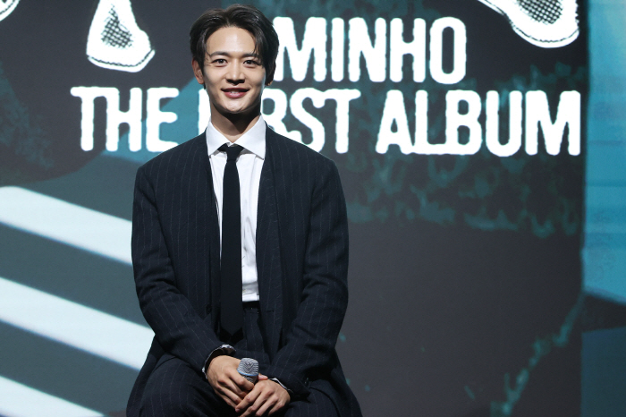 SHINee’s Minho Unveils First Full Album ‘CALL BACK’ with Press Conference