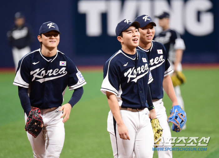 'Did the condition suddenly deteriorate?' Kim Young-woong's concern about failing to hit training grew at the end (at the site of Gocheok)