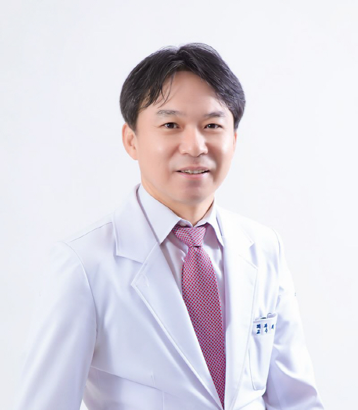 Professor Choi Sung-il of Gangdong Kyunghee University Hospital, President of the Korean Society of Hernia, will serve until October 2026