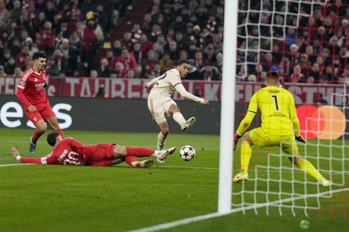 'Tight Wall Mode' Kim Min-jae, 100% Pass Success Rate  Competition Crazy! Munich won 1-0 against Benfica...UCL escapes back-to-back losses after 3 games