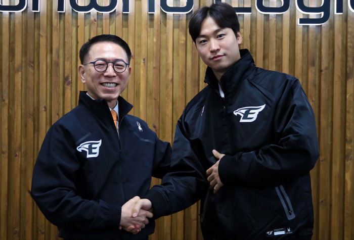 'Isn't that too expensive?' The other teams were also surprised. Why Hanwha was at the center of the soaring market price. 