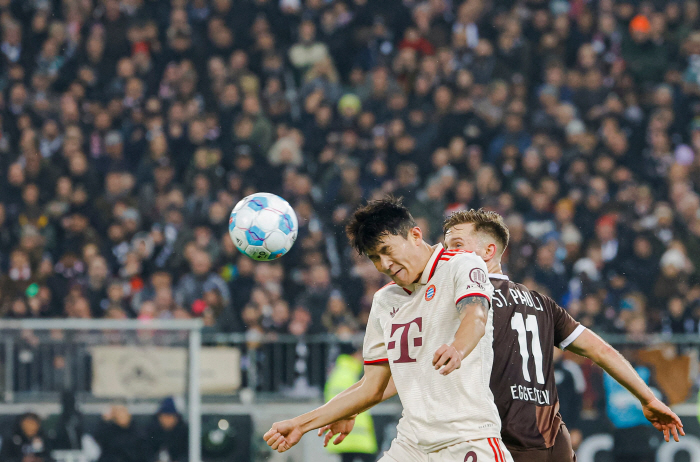 'Bayern's scoreless insurance!' 'Monster Even If You're Tired' Kim Min-jae, who led 5G without losing a point in a row...Bayern to win 1-0 over Jeankt Paulier 'Leading Runs'