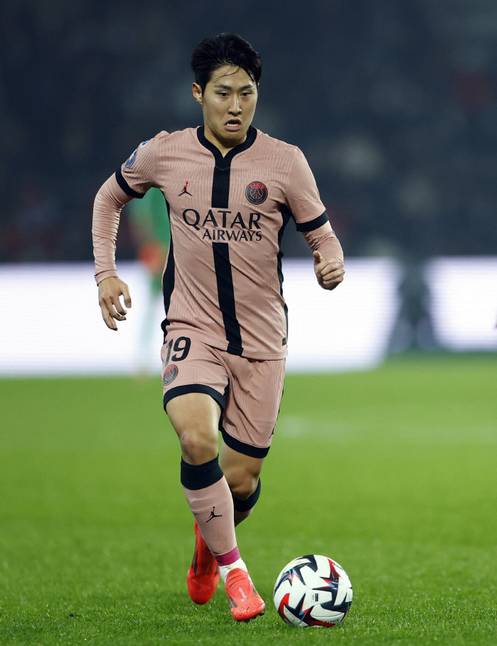 'Fantastic One Man Show!' Lee Kang-in scored two goals and one assist against Angje 'MOM  9.9 points'...PSG beat Anze 4-2 in a big win '11 games undefeated  leading race'