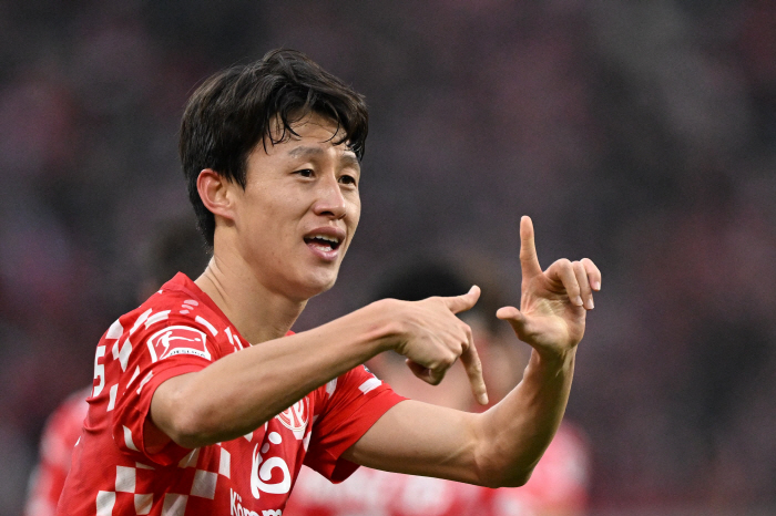 He's Korean again. Dortmund's phobia...'Lee Jae-sung's first goal  induction of withdrawal' 1-3 crushing defeat to Mainz