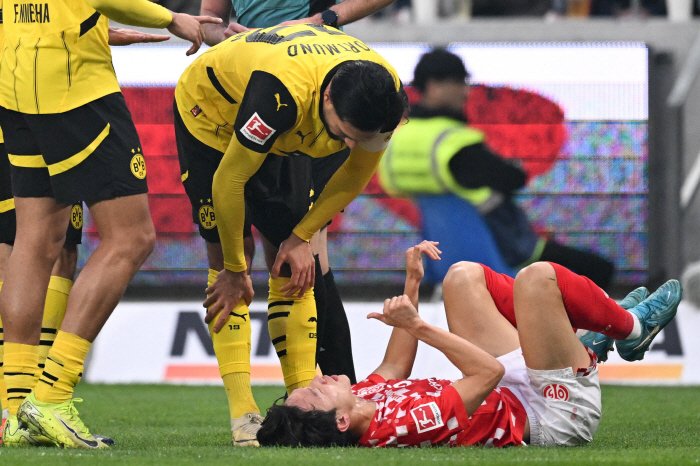 He's Korean again. Dortmund's phobia...'Lee Jae-sung's first goal  induction of withdrawal' 1-3 crushing defeat to Mainz