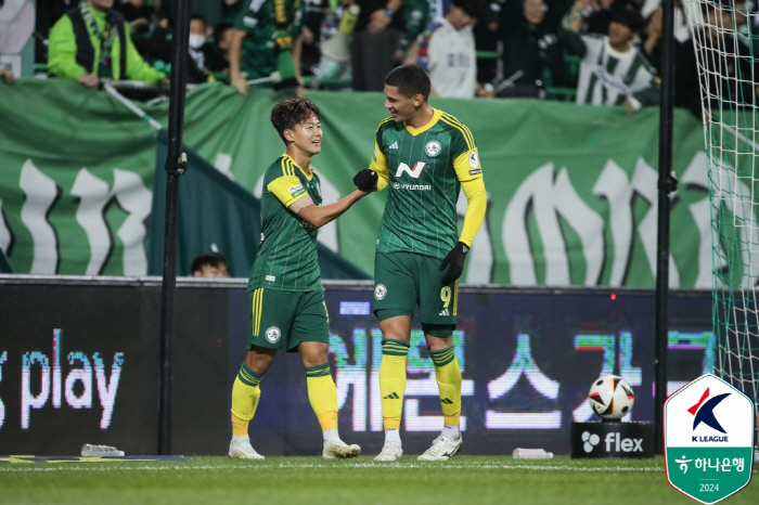 ''Jeon Joo-sung's first goal' Lee Seung-woo's smile' I thought about dancing or not'