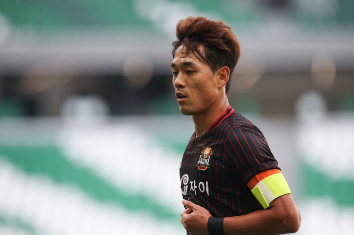  FC Seoul's first 500,000 spectators →'Retirement' Park Joo-young Sangam farewell match, 1-1 draw with Ulsan, Seung-beom  Lingard'General Meng-gun'