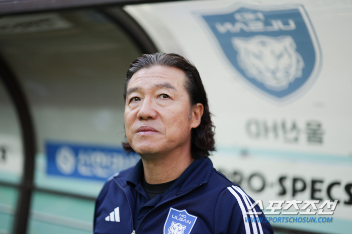  FC Seoul's first 500,000 spectators →'Retirement' Park Joo-young Sangam farewell match, 1-1 draw with Ulsan, Seung-beom  Lingard'General Meng-gun'