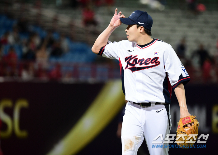 Ryu Joong-il had a reason for SOS'Emergency Joining' LG's native ace pitched 2 scoreless innings 