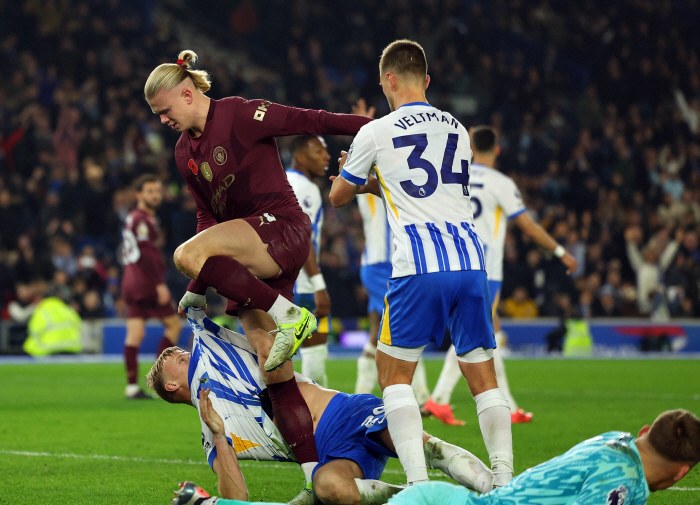 Shock! Has 'the fall of the empire' begun.. Manchester City has lost four consecutive games in 18 years → First time in Pep's career, BBC intensive analysis