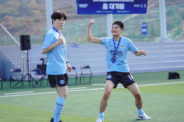 'The Strongest Footballer' Jeju, the first winner of the Special Olympics Korea-K League Unified Cup'