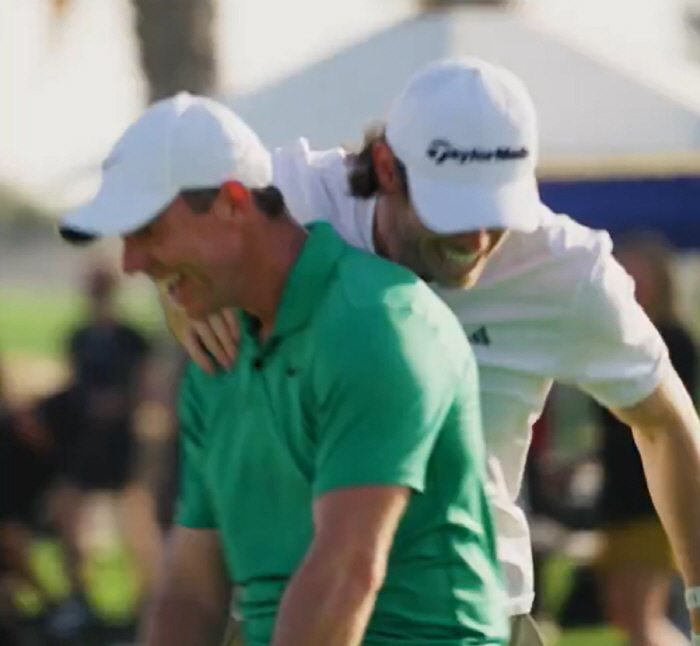 McIlroy 'Computer Shot', flying drone hits with amazement