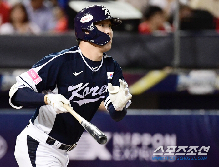 Direct hit to the fence → double?→Challenge →HR! Na Seung-yeop's pinch-hitting guard hit! Chasing's solo shot 