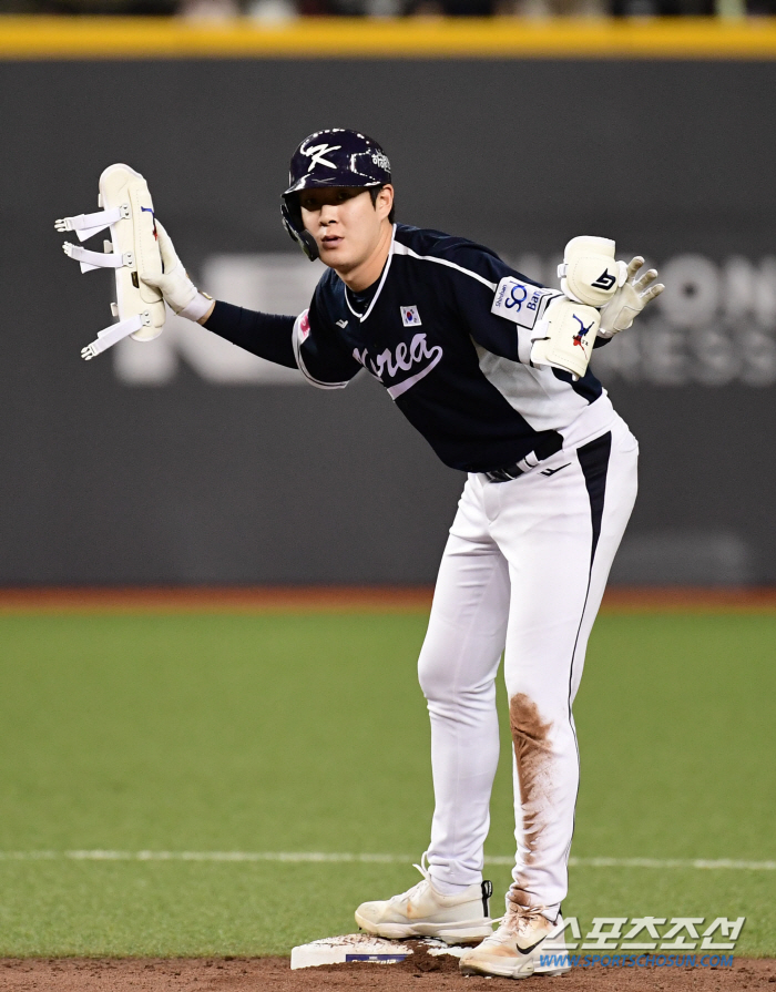 Direct hit to the fence → double?→Challenge →HR! Na Seung-yeop's pinch-hitting guard hit! Chasing's solo shot 