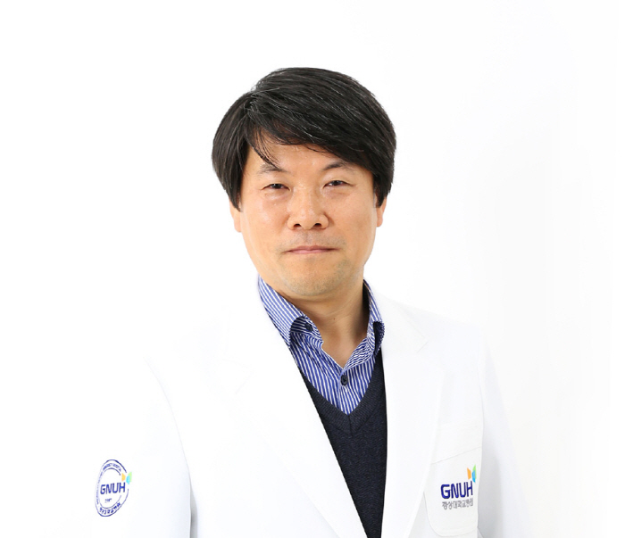 Professor Hyun Jae-seok of Gyeongsang National University Hospital wins the highest citation award for thesis