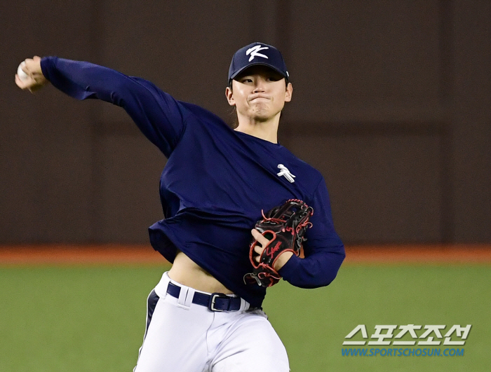 'Taipei Dome No Defensive Problem' Kim Do-young Starts 3rd Batcher and 3rd baseman Against Taiwan, Stable Defense 