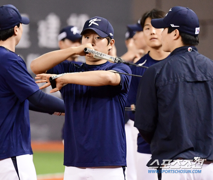 'Taipei Dome No Defensive Problem' Kim Do-young Starts 3rd Batcher and 3rd baseman Against Taiwan, Stable Defense 