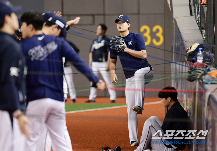 'Taipei Dome No Defensive Problem' Kim Do-young Starts 3rd Batcher and 3rd baseman Against Taiwan, Stable Defense 